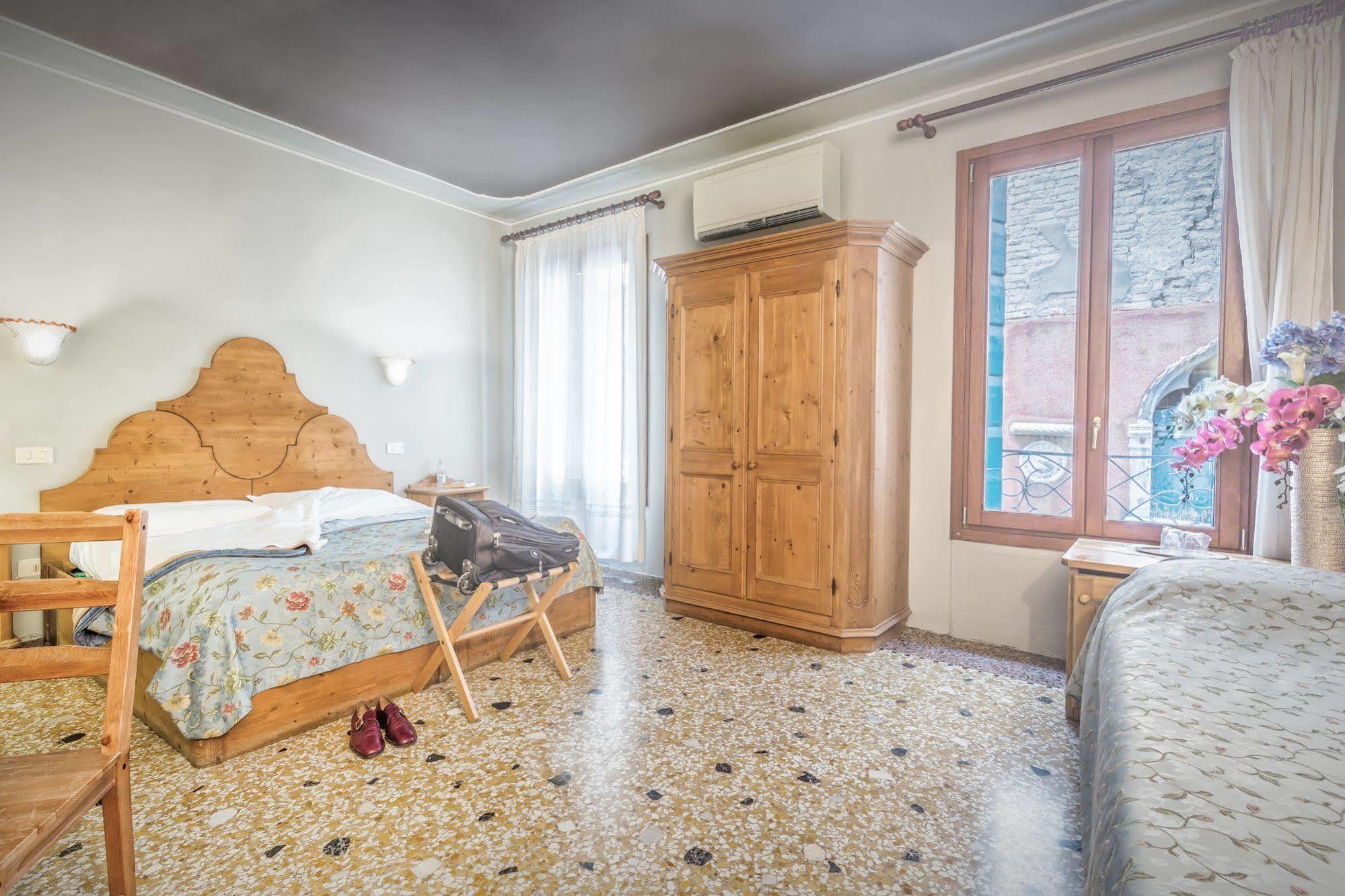 Locanda Bareteri Venise Extérieur photo