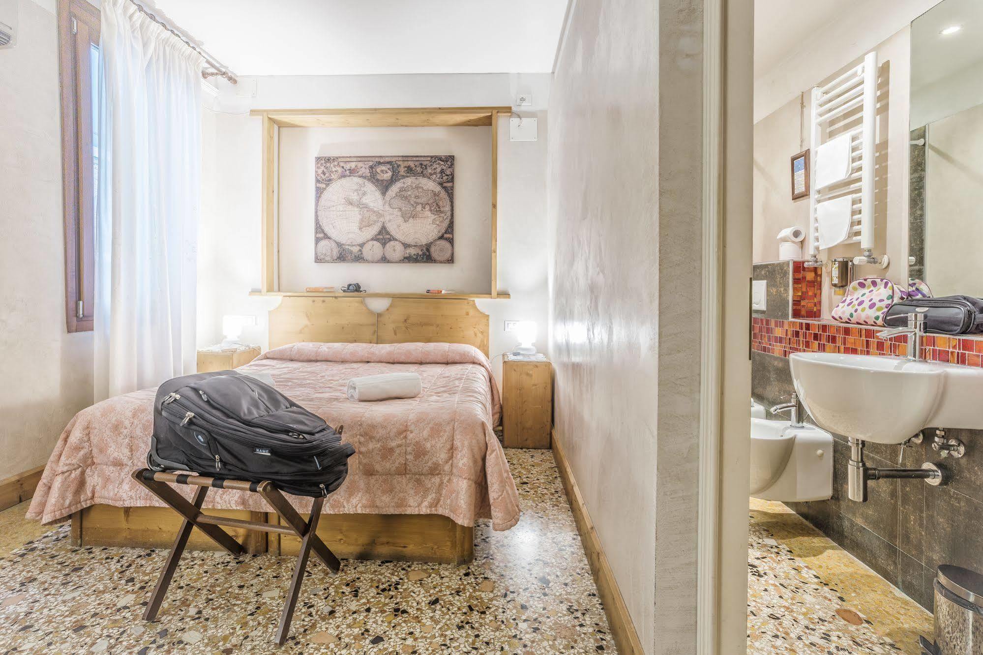 Locanda Bareteri Venise Extérieur photo
